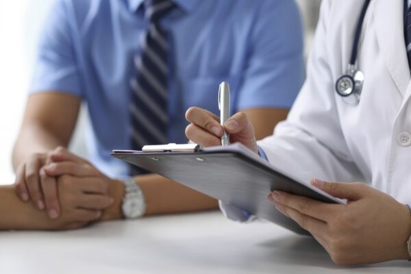Evaluarea preanestezică: ce trebuie să știe medicul despre sănătatea ta