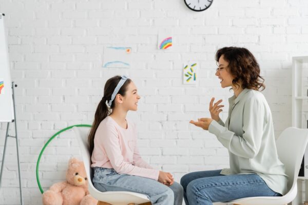 Cum pregătești copilul pentru prima întâlnire cu psihologul